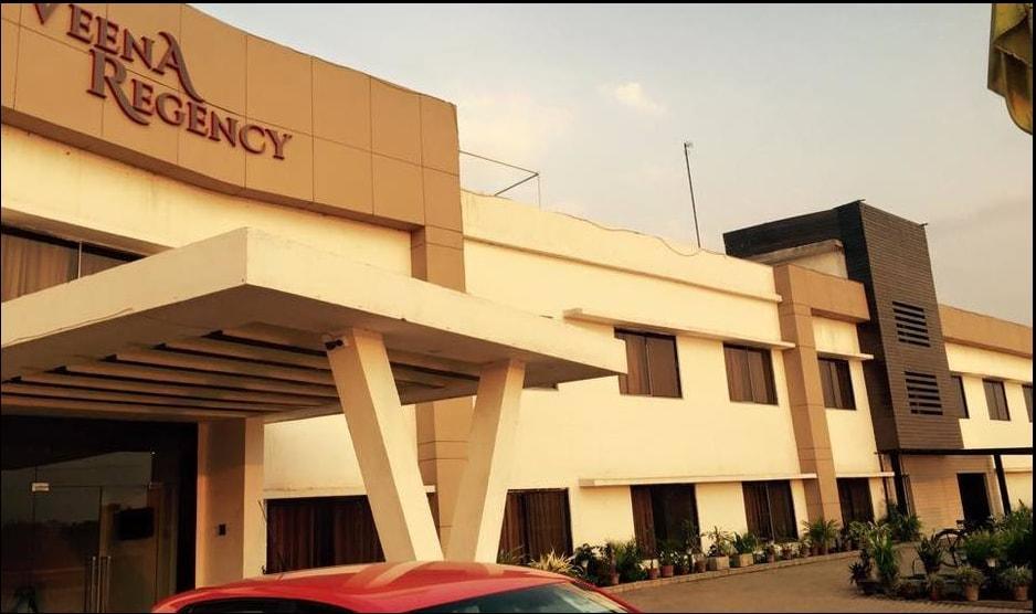 Veena Regency Hotel Chas Luaran gambar